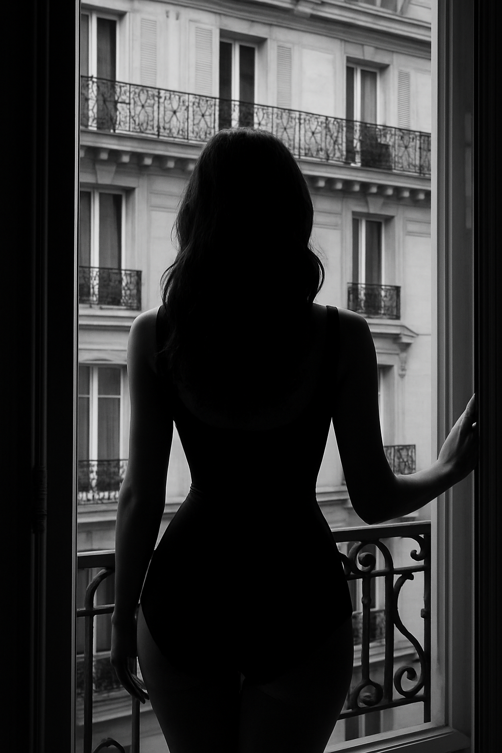 Corselaine-left-bank-silhouettes